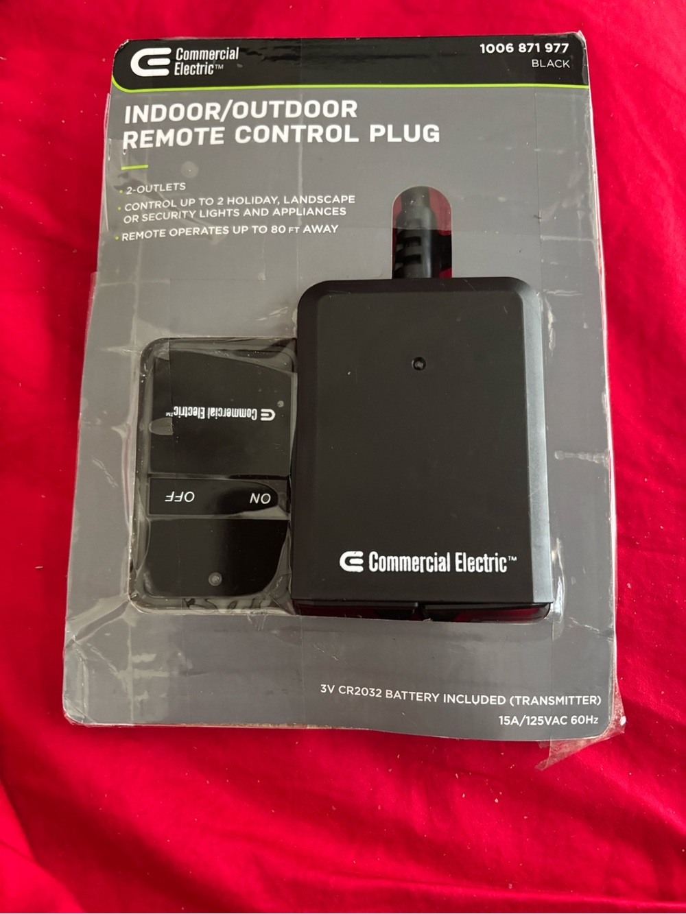 Black Indoor/Outdoor Remote Control Plug